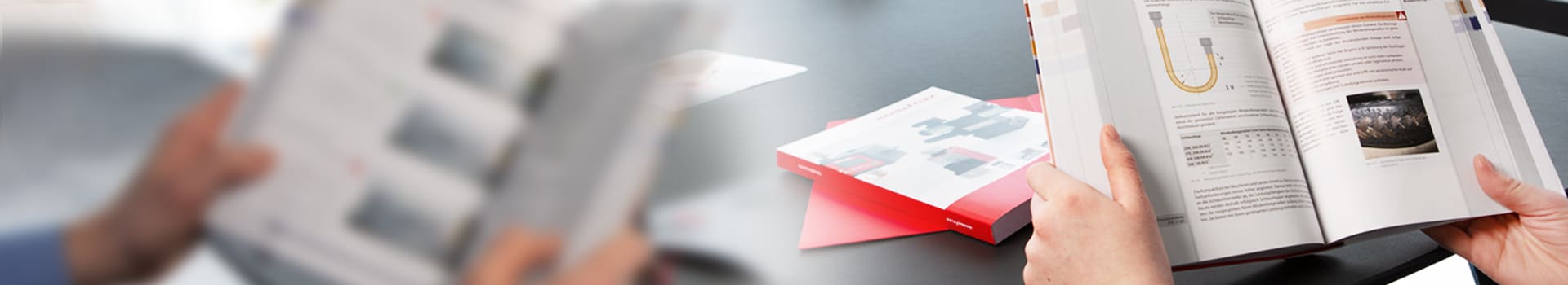 PDF Katalog Hydraulik aufgeschlagen